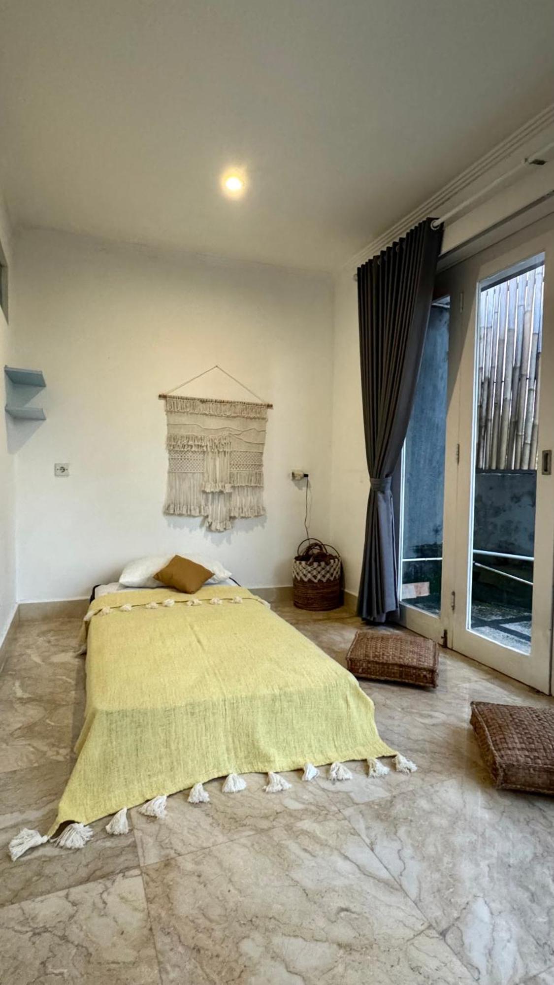 Private Suite In A Kids Friendly Big Shared Villa In Canggu Exterior photo