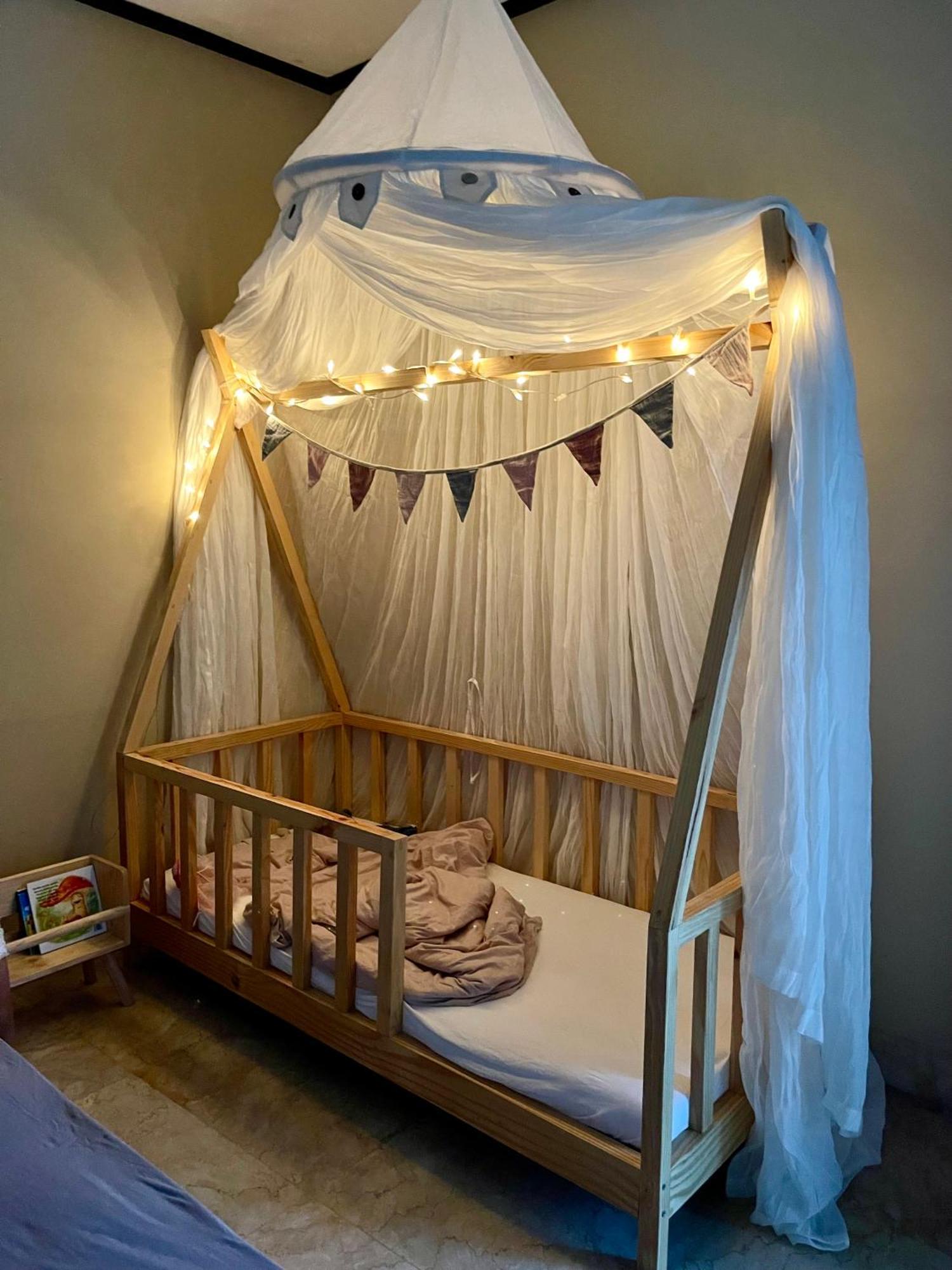 Private Suite In A Kids Friendly Big Shared Villa In Canggu Exterior photo